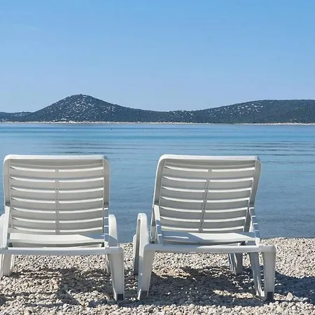 Luka Apartman